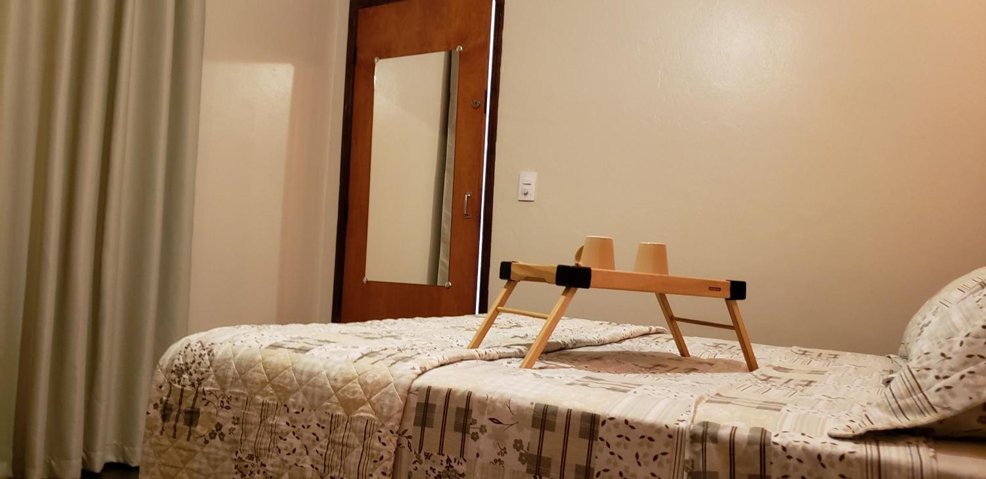 Suites Ambiente Familiar -Prox Do Thermas Aguas de Sao Pedro Bilik gambar
